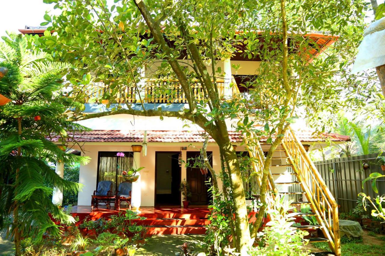 Marari John'S Beach Apartment Mararikulam Exterior photo