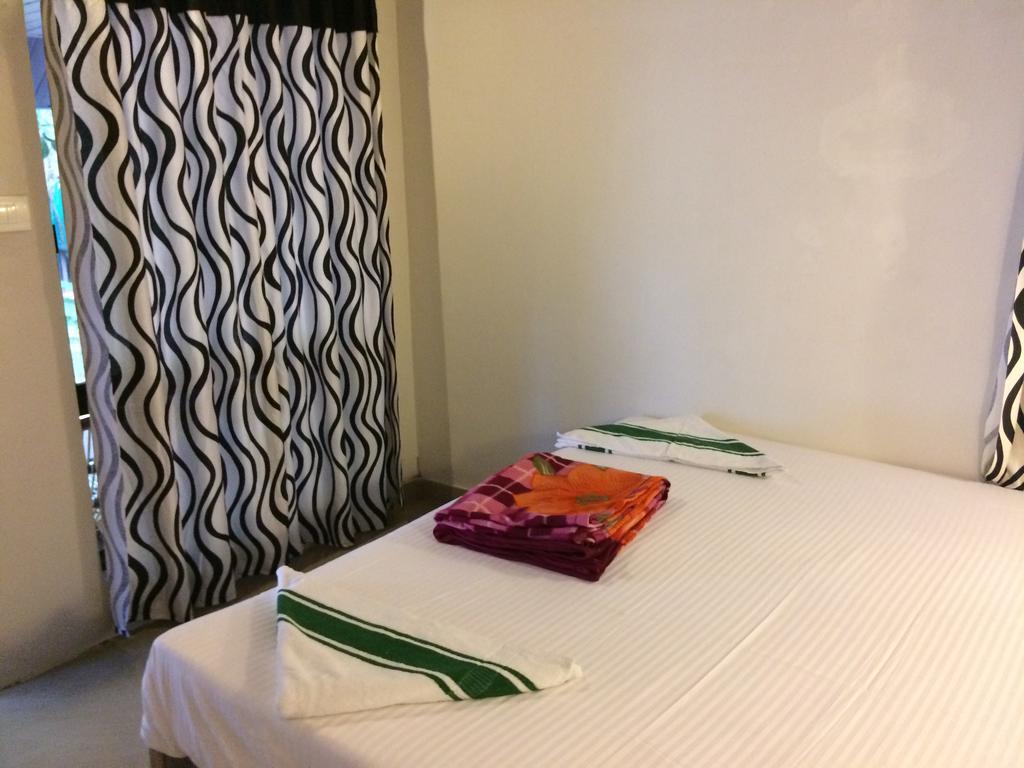 Marari John'S Beach Apartment Mararikulam Room photo