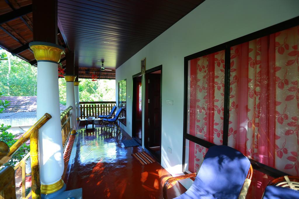 Marari John'S Beach Apartment Mararikulam Exterior photo