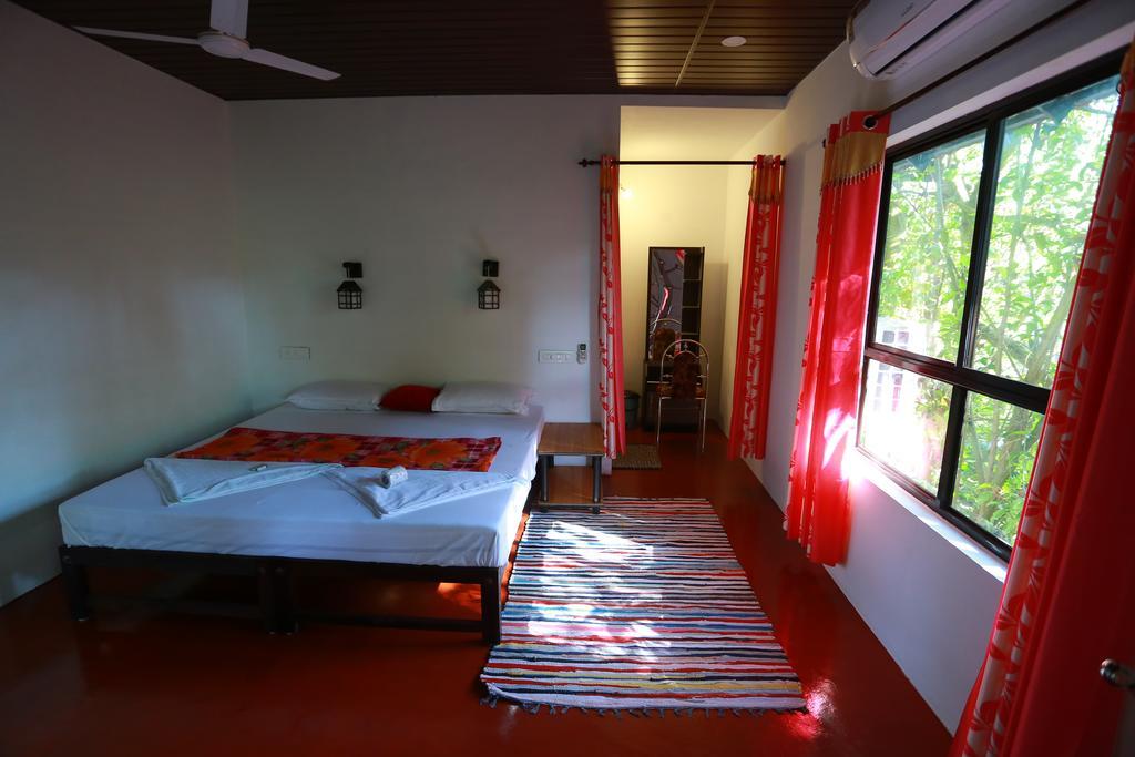 Marari John'S Beach Apartment Mararikulam Exterior photo
